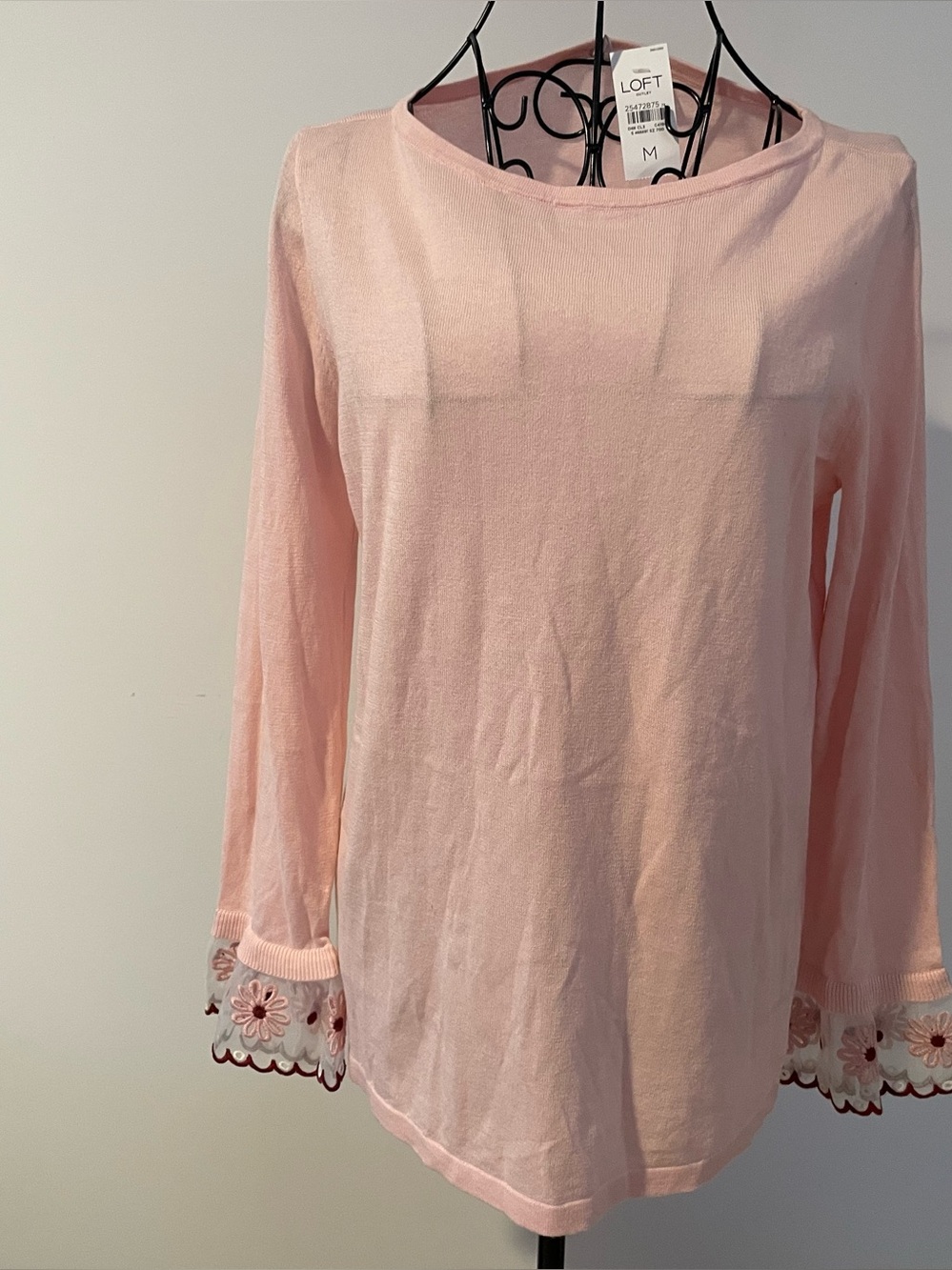 LOFT Women's Light Pink Long Sleeve Floral Trim Top size M NWT